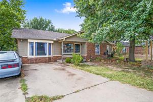 300 N Wildhorse Street