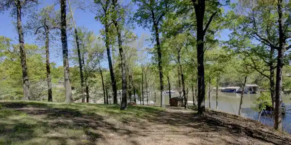 2 E 317th Road