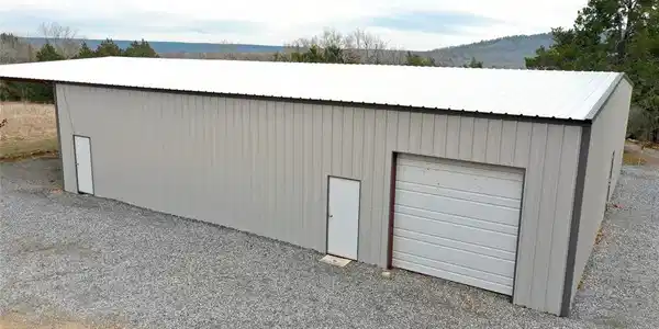 17031 E State Hwy 43 Highway