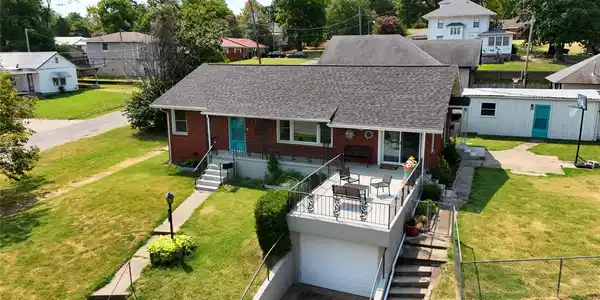 401 High Street