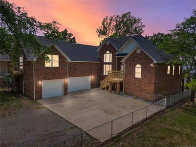 29 Lakeside Road