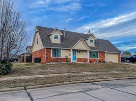 1698 SW Deer Trail