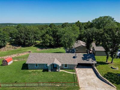 82 W Reese Avenue