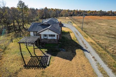 3998 E 390 Road