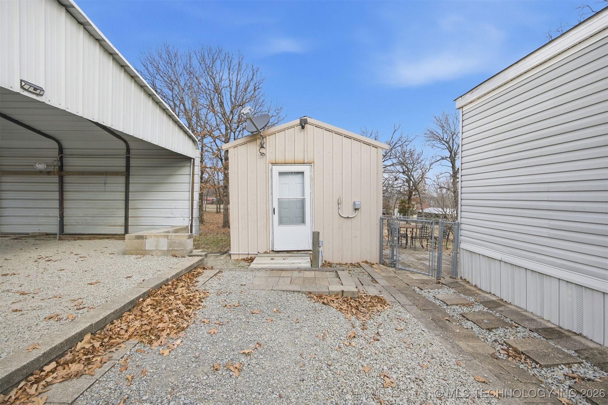 Image 3: Shed 12x12