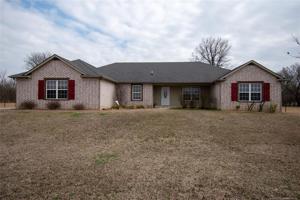 2694 E Creek Drive
