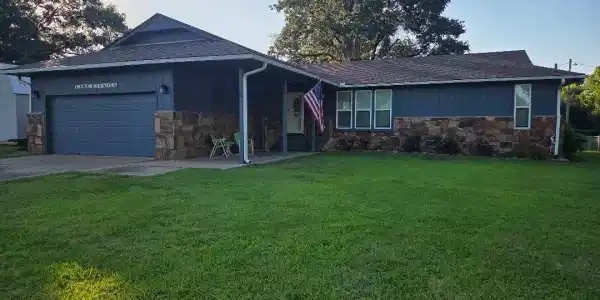 15 Ridgeway Lane