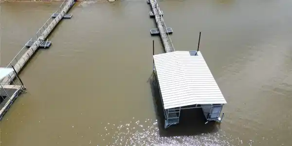 Image 4: PRIVATE DOCK