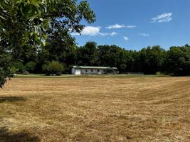 1664 N Hwy 82