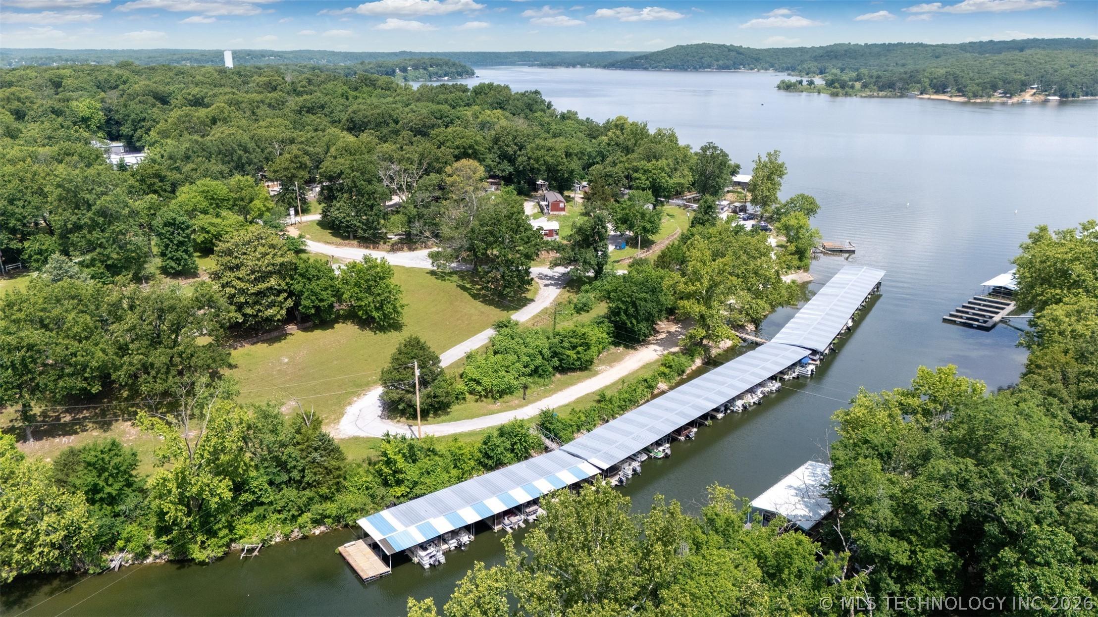 Image 2: Blue Bluff Harbor Resort
45 Boat Slips in protect