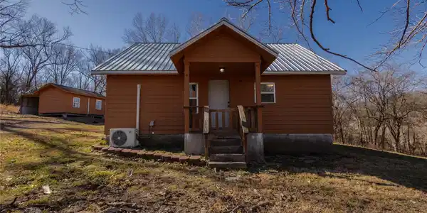 37801 County Road 492 Road