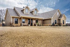 1010 Ponderosa