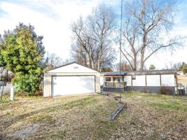 1596 Nitzel Road