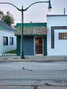 306 W Will Rogers Boulevard