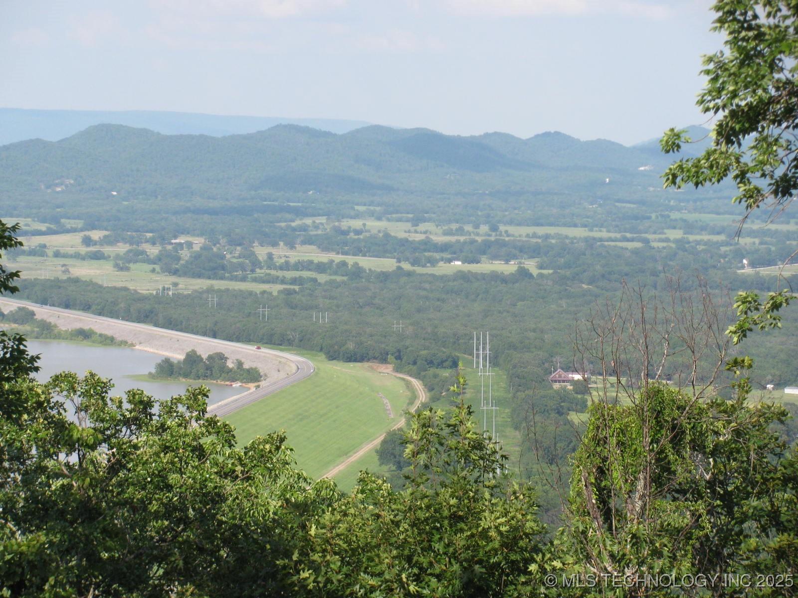 Image 3: Area directly behind dam