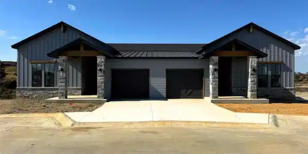 12113 Bridge Pointe