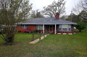 835 Shawnee Drive