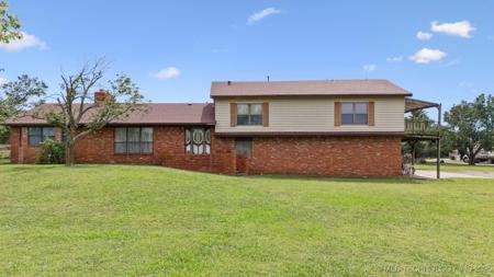 2495 W Country Club Road