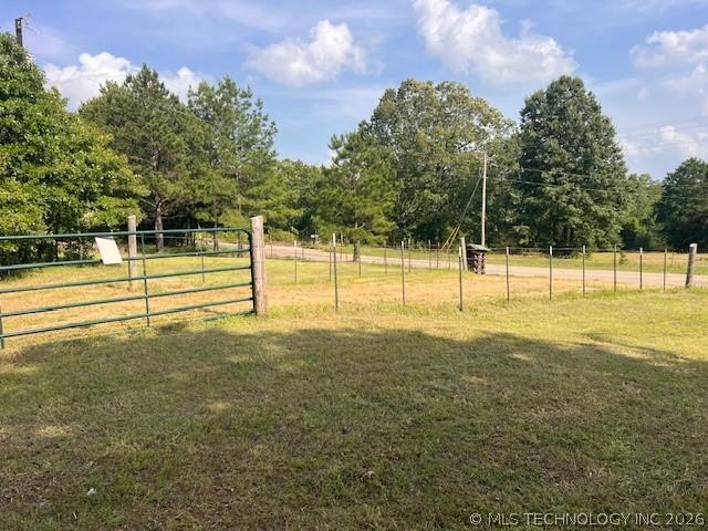 Image 2: From gate looking back toward E. 2000 Rd