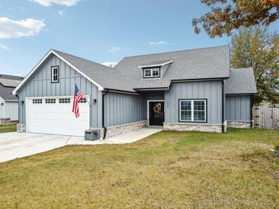 326 SE 6th Street