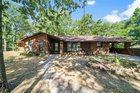 297 Dogwood Village