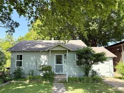 206 S 2nd Street