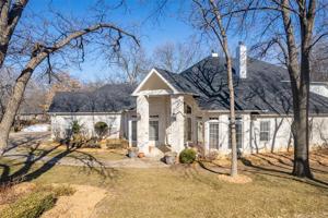 3725 Maple Drive