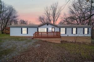 412 N Lakeside Drive