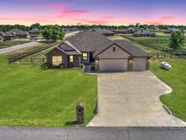 2408 E Cutter Lane
