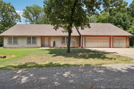25 Hillcrest Road