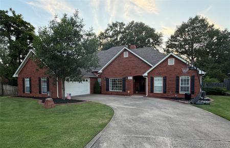 2507 Bacon Court