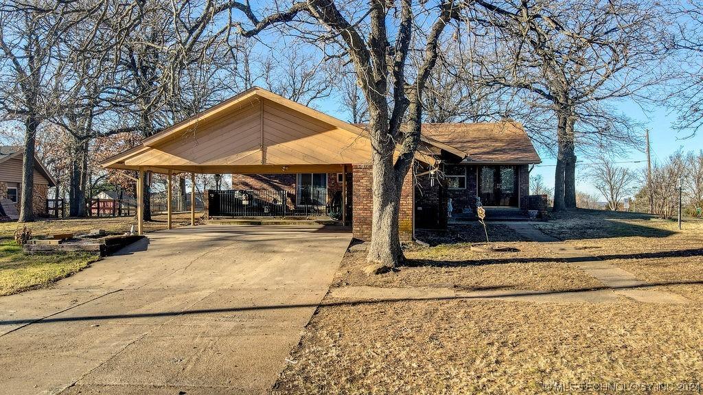2 Lookout Lane, Sand Springs, OK lhrmls01947368