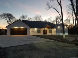 85 Cross Creek Road S