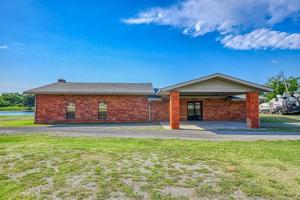 4355 W Hwy 7 Highway