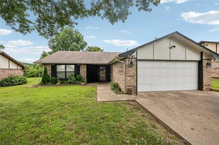 612 S 5th Street