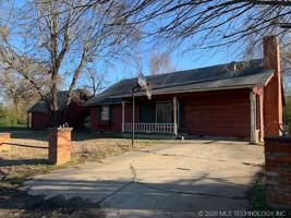413034 Hillcrest Drive