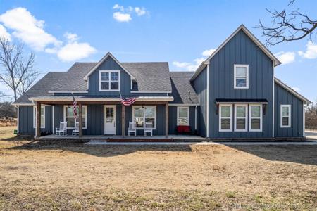 4115 S 249th Avenue
