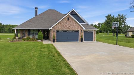 5051 Lake Breeze Road
