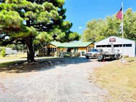 417875 Bettys Lane