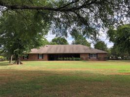 1303 Cedar Creek