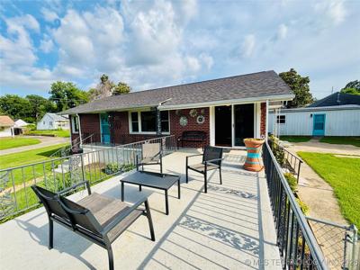 401 High Street