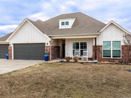 3995 E 130th Place N
