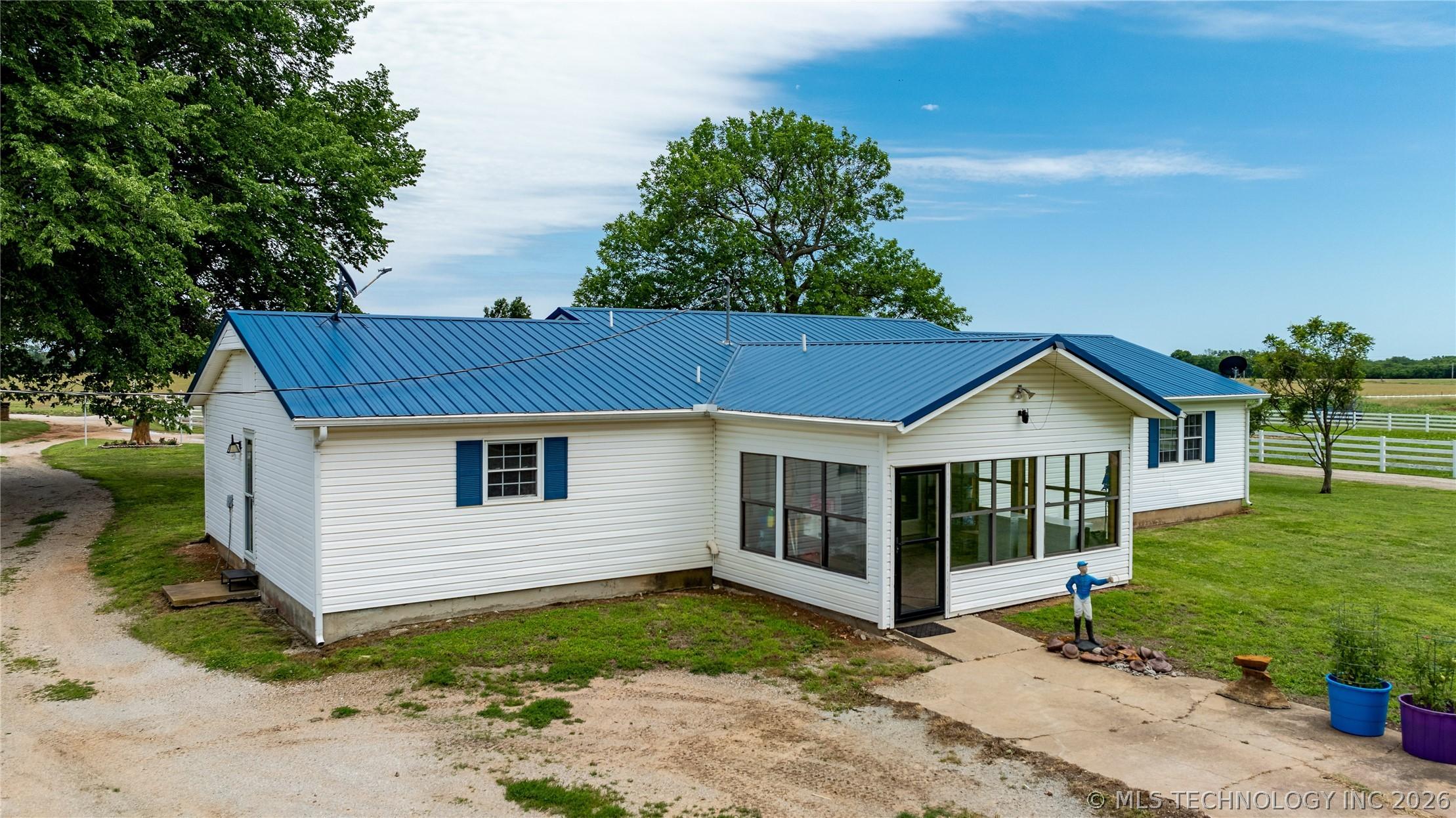 Image 3: Back of house