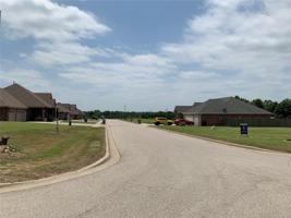 220 NE Beecher Lane