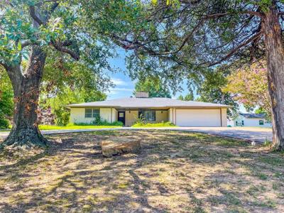 515 W Forrest Avenue