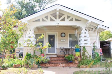 706 N McKinley Avenue