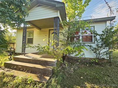 202 E Radcliff Street