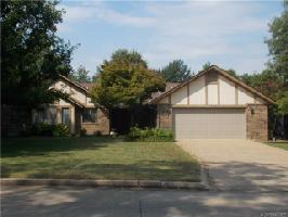 1303 N FAULKNER Drive N