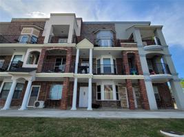 304 Lakeshore Drive