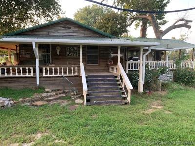 216 N River Road